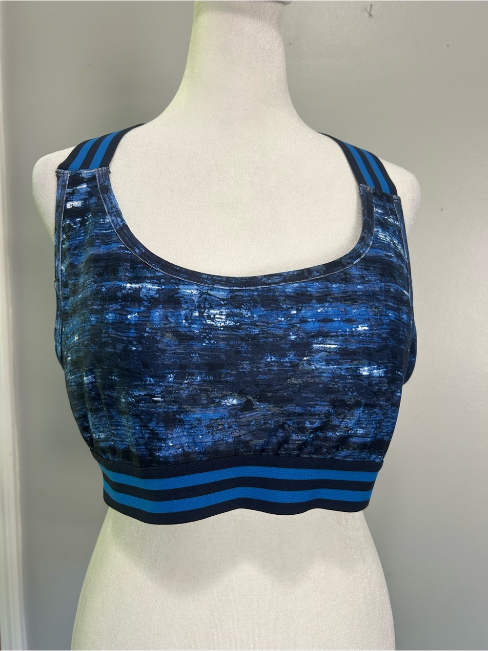 Athletic Works Blue Patterned Racerback Sports Bra Yoga Athletic Top XL